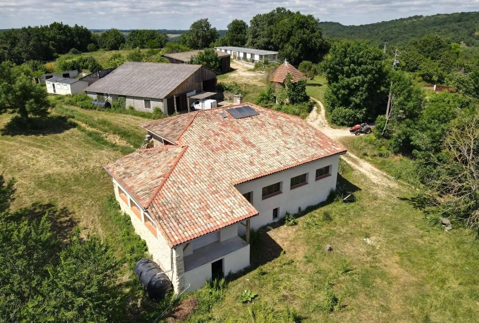 Mobil-Home Ferme La Fee Spiruline Aurignac Aurignac  Campsite
